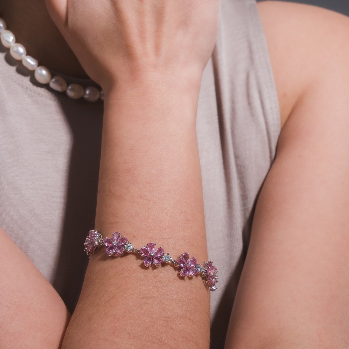 FLORAL GARLAND BRACELET